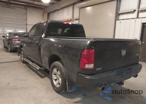 2016 Ram 1500 Express из США, поврежденный, VIN 1C6RR7FT2GS294725